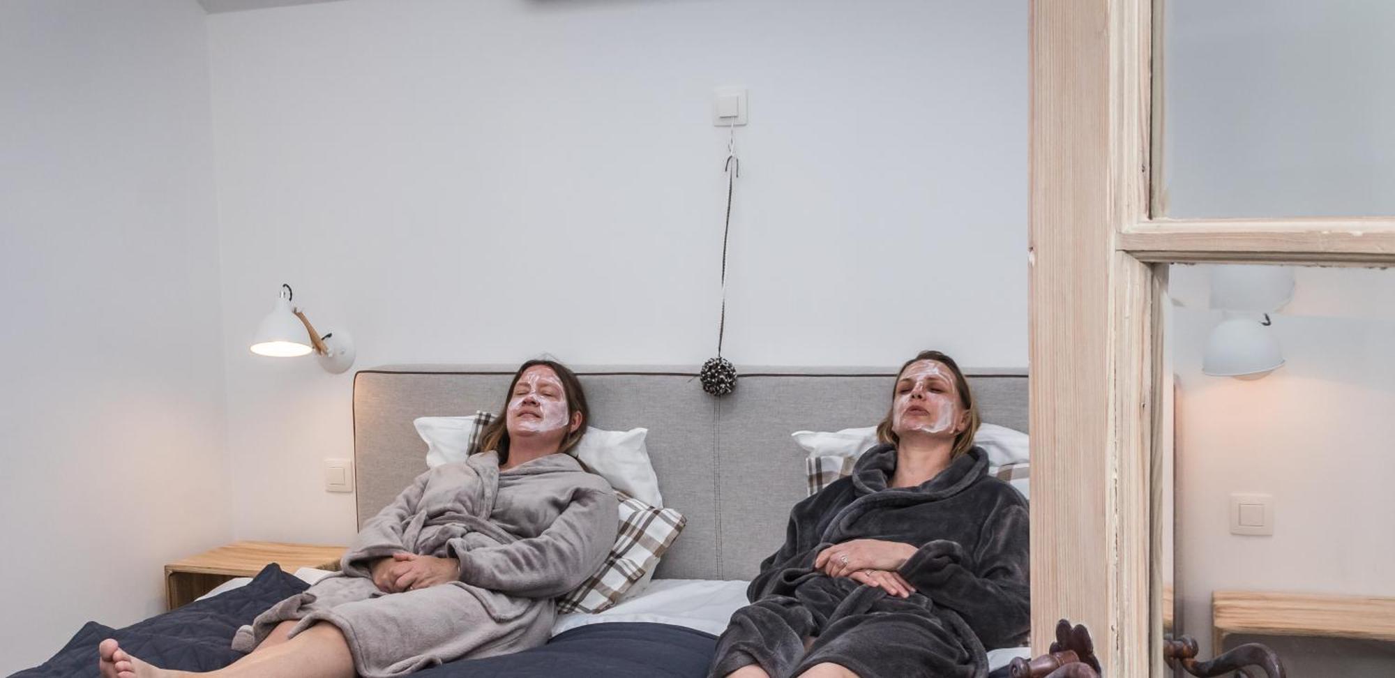 Time-Out Zussen Appartement Riemst Kamer foto